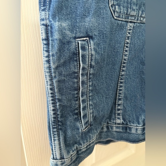 Eddie Bauer women’s vintage denim vest mid wash size small cotton - Picture 3 of 9